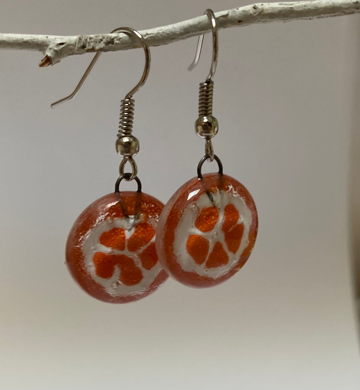 Sasha - Love Oranges!!! Orange slice round dangle Fused Glass Drop Earrings. Fun colors. Everyday earrings. Handcrafted