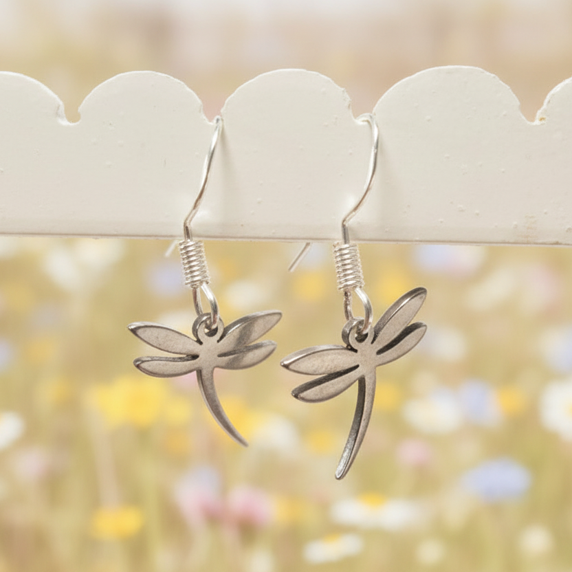 Small Dragonfly set. Drop earrings and necklace. Recycled fused glass white. Minimalist, tiny and ecofriendly. Dainty