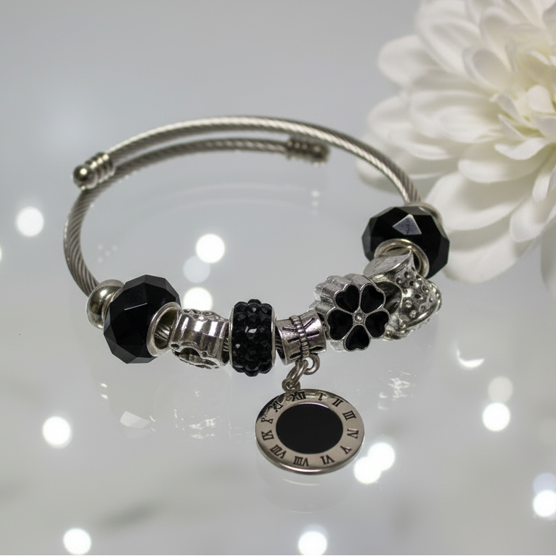 BLACK Expandable Stainless Easy to put on stretch memory wire Charm Bracelet. One size fits most