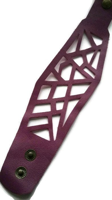 Barcelona wrist band. Leather cuff. Leather cuff bracelet. Purple. Magenta - Handmade Recycled Glass Jewelry