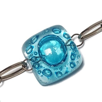Recycled Fused Glass turquoise Bracelet. Handmade beach jewelry. Beaded Bracelet.