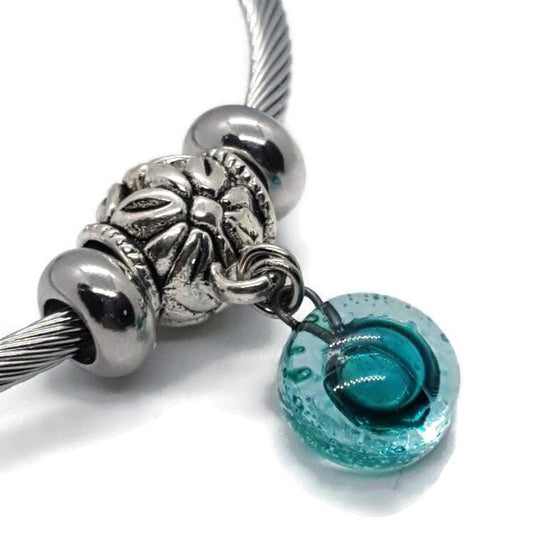 GREEN Cable Bangle Twisted Stainless Steel Bracelet Glass Charm Bead. Stretch memory wire. One size fits most