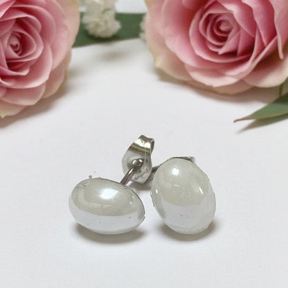 White  Glass oval dots Studs