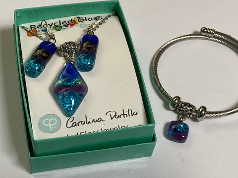 Blue Set: Pendant Earrings and expandable Bracelet