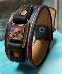Handmade dyed color leather cuff. Recycled fused glass bracelet. Hand painted natural leather.