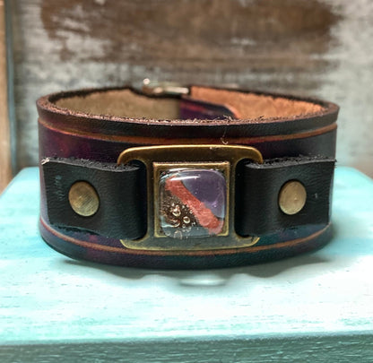 Handmade dyed color leather cuff. Recycled fused glass bracelet. Hand painted natural leather.
