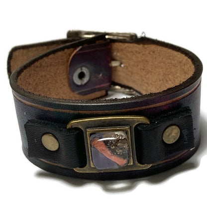 Handmade dyed color leather cuff. Recycled fused glass bracelet. Hand painted natural leather.