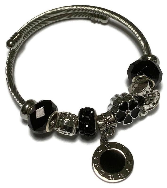 BLACK Expandable Stainless Easy to put on stretch memory wire Charm Bracelet. One size fits most