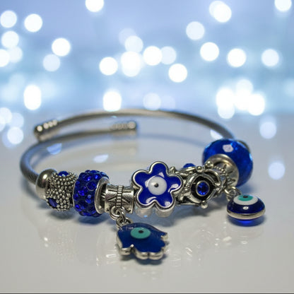 Blue Evil eye Stainless Expandable Easy to put on stretch memory wire Charm Bracelet. One size fits most