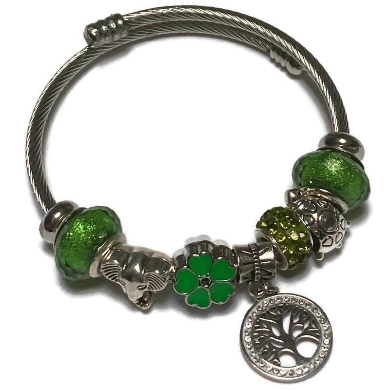 Tree Of Life. Green Stainless Expandable Easy to put on stretch memory wire Charm Bracelet. One size fits most