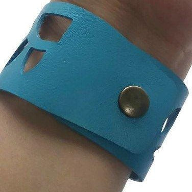 Reclaimed Leather wrist band. Sunflowers Cuff Bracelet - Handmade Recycled Glass Jewelry 