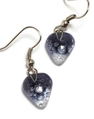 Small purple Earrings. Heart Shape Recycled glass Jewelry. Fused glass purply gray drop Earrings.