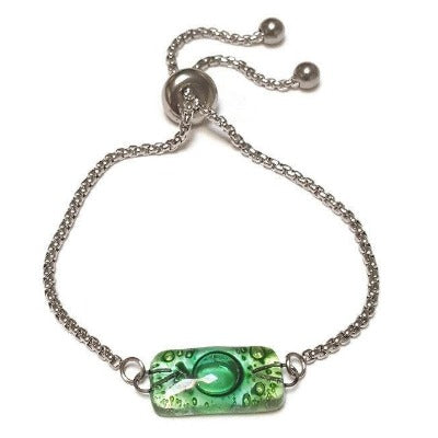Green Stainless Steel Box Chain Slider Bracelet. Minimalist, Dainty, Pull Tie bracelet. Adjustable slider bracelet with recycled glass charm